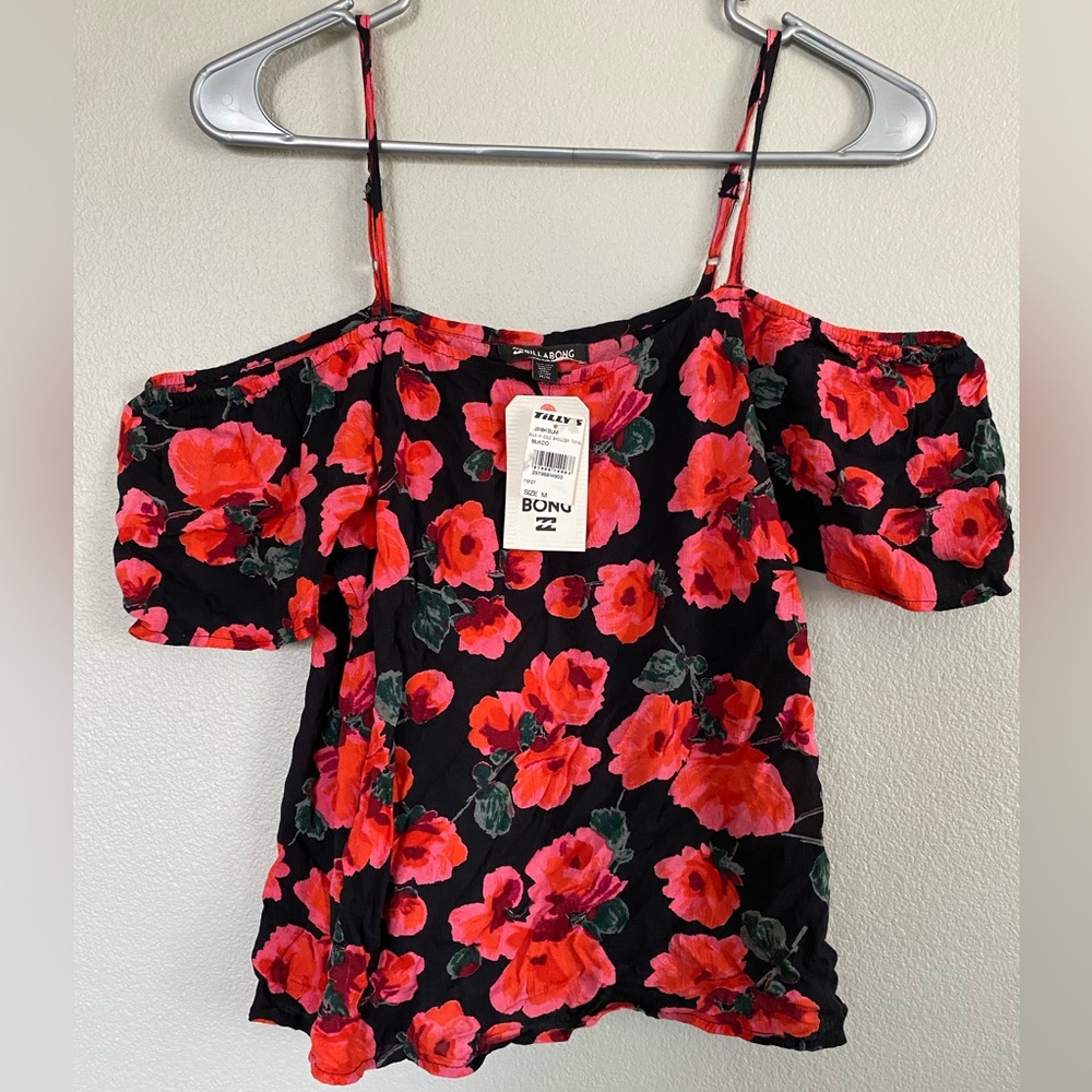 BILLABONG off the shoulder crop top